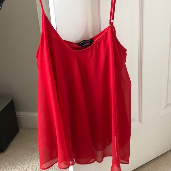 NWT Bebe flowy Cami - Picture 3 of 5
